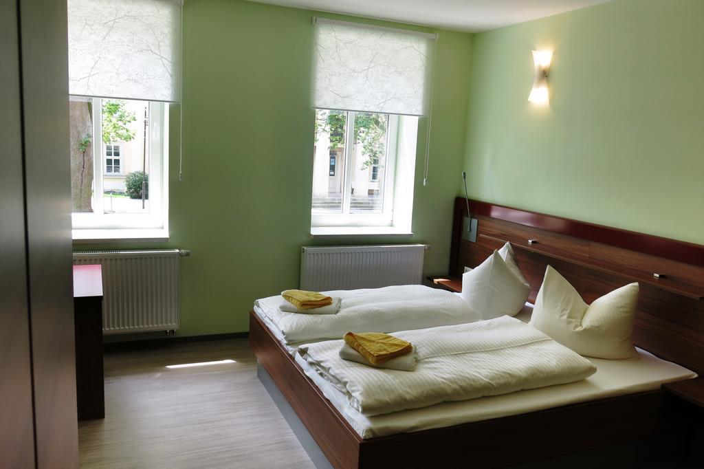 Villa 39 Apartment Hotel Bad Liebenstein Rum bild